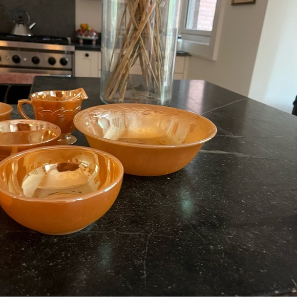 Lot of Fire King Anchor Hocking Peach Lustre Laurel Pattern Dishes - Picture 7 of 10